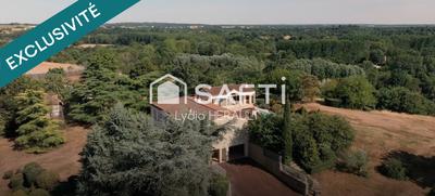 Maison - 266 m² - 10 pièces