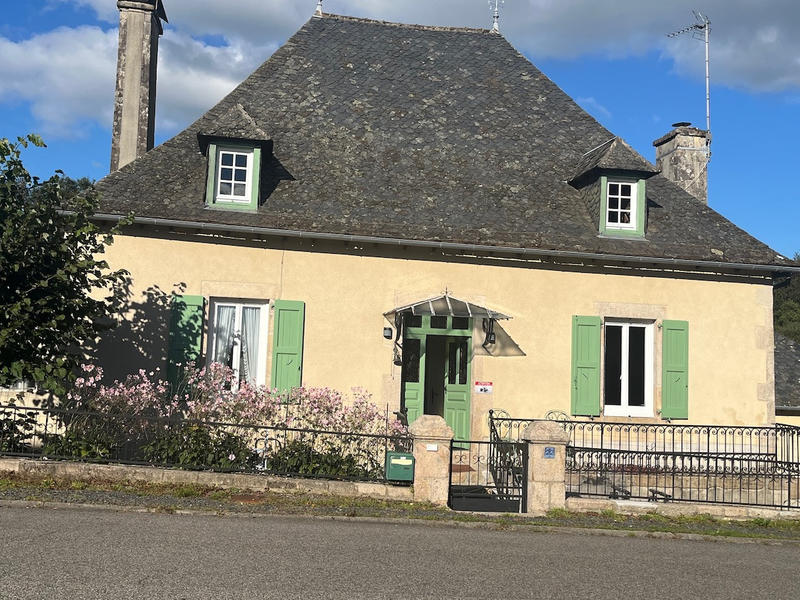 Maison - 96 m² - 4 pièces