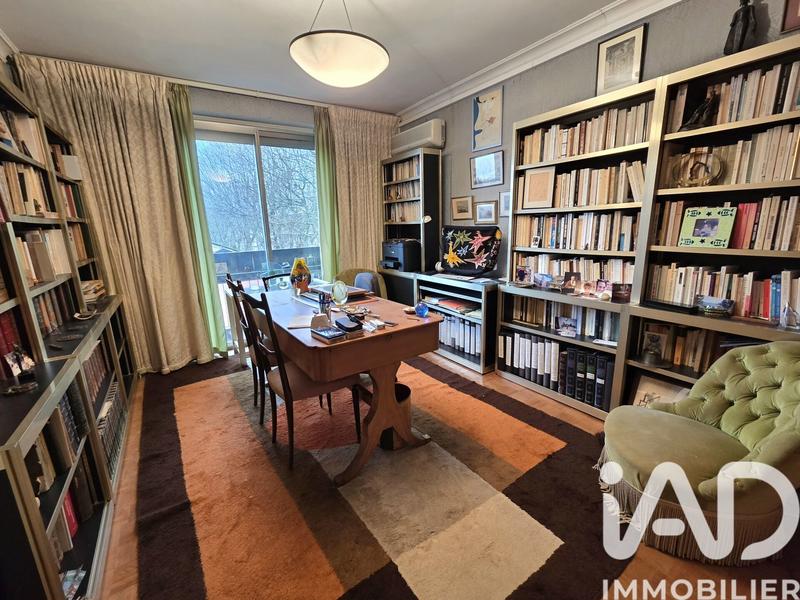 Appartement - 90 m² - 3 pièces