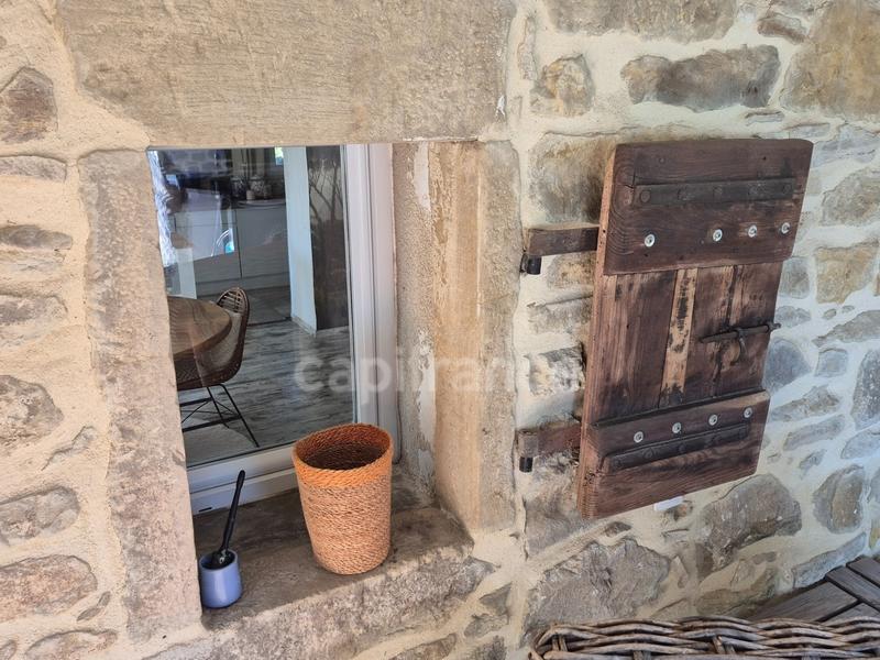 Maison en pierre - 180 m² - 6 pièces