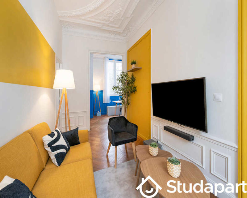 Chambre - 170 m² - 1 pièce