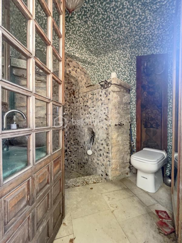 Propriété - 176 m² - 8 pièces