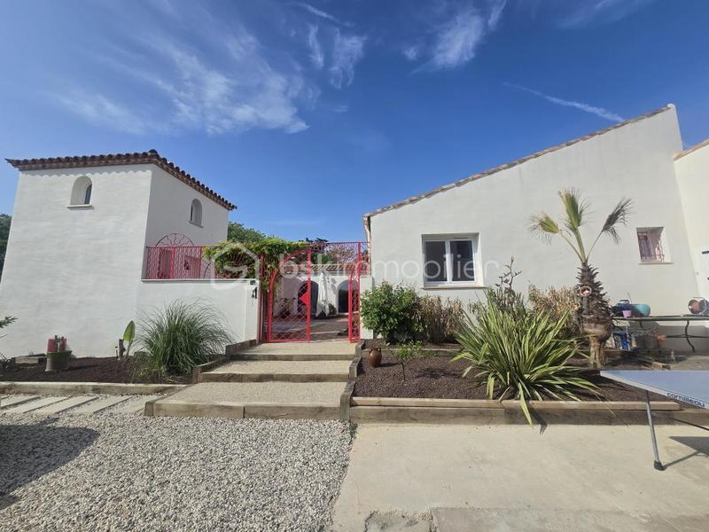 Maison - 200 m² - 6 pièces