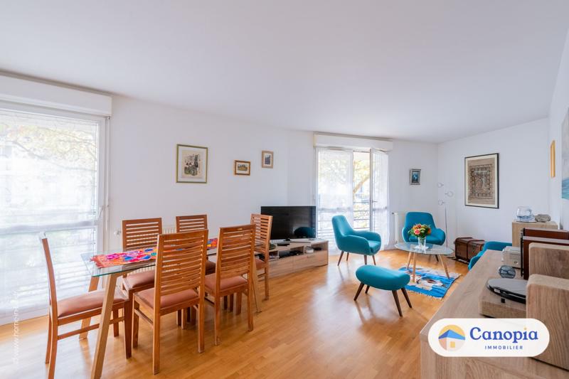 Appartement - 80 m² - 4 pièces