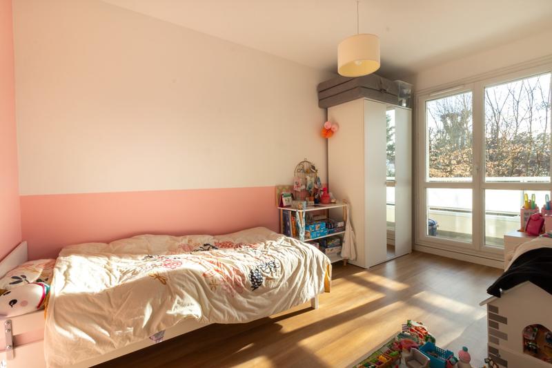 Appartement - 80 m² - 4 pièces