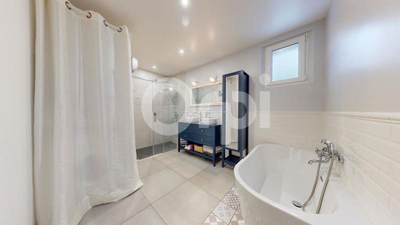 Maison - 125 m² - 5 pièces