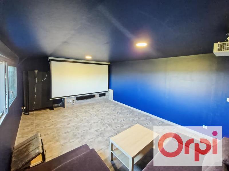 Maison - 409 m² - 6 pièces