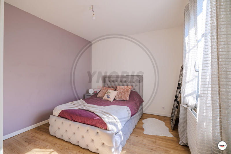 Maison - 187 m² - 7 pièces