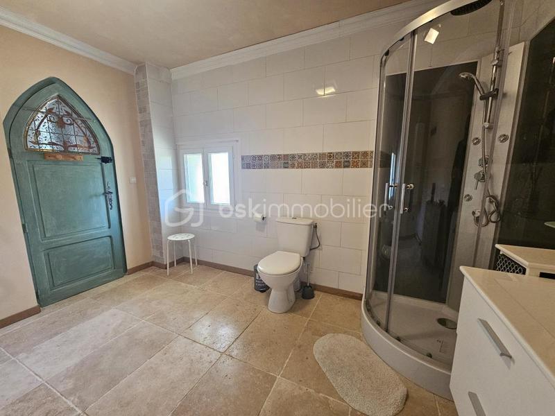 Propriété - 326 m² - 9 pièces