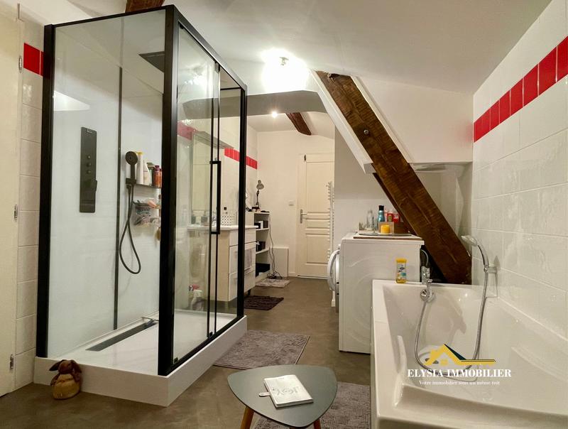 Appartement - 103 m² - 3 pièces