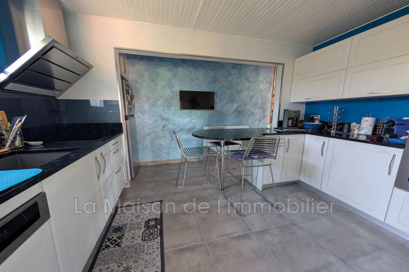 Pavillon - 121 m² - 6 pièces