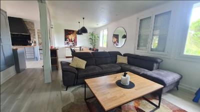 Maison - 300 m² - 7 pièces