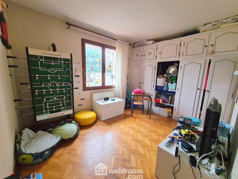 Maison - 142 m² - 6 pièces