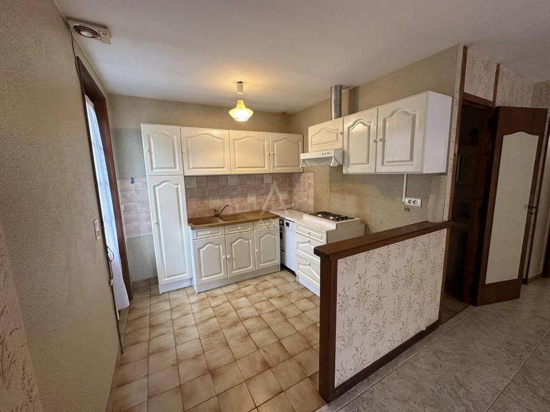 Maison - 95 m² - 5 pièces