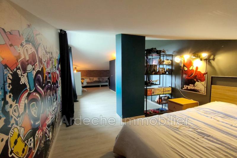 Maison - 175 m² - 5 pièces