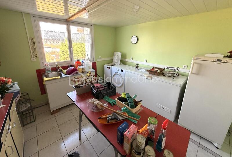 Maison - 170 m² - 8 pièces