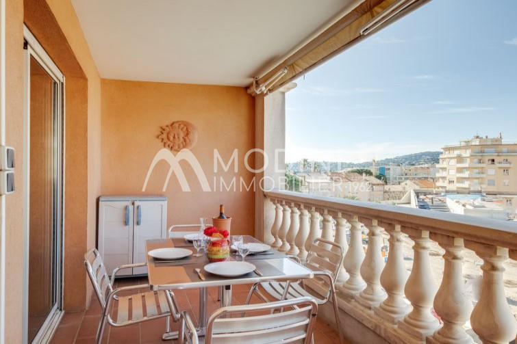 Appartement - 98 m² - 3 pièces