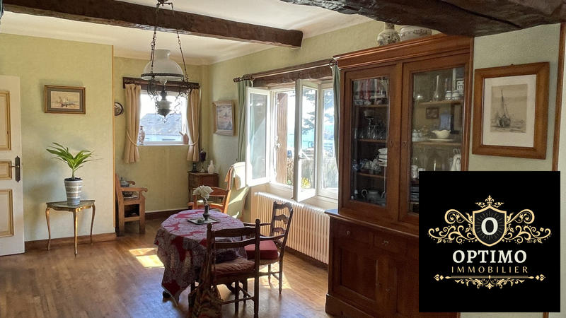 Maison traditionnelle - 133 m² - 5 pièces