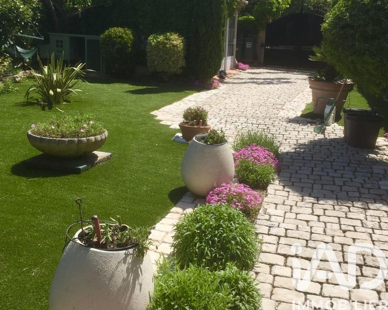 Maison - 101 m² - 4 pièces