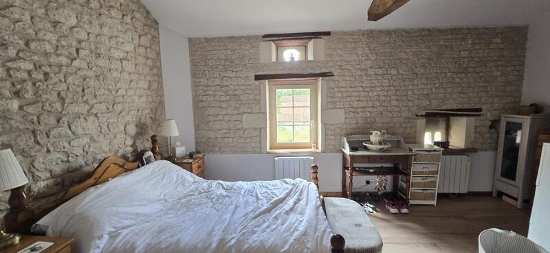 Propriété - 206 m² - 8 pièces