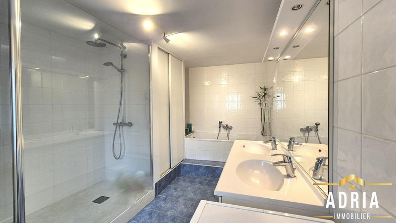 Duplex - 120 m² - 4 pièces