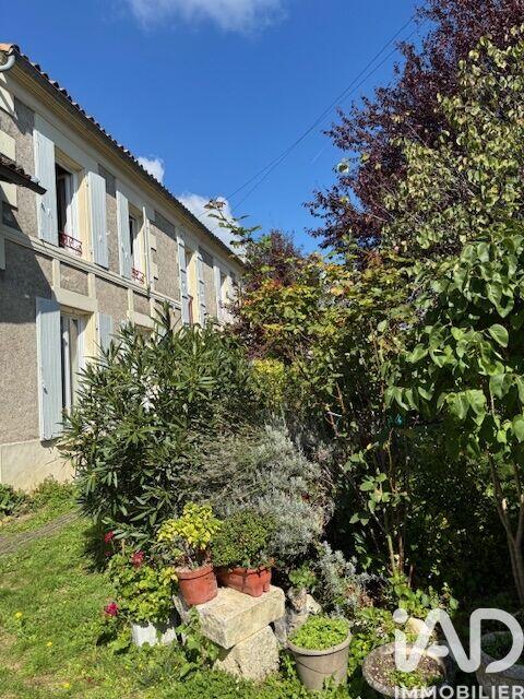 Maison - 190 m² - 9 pièces