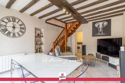 Maison - 74 m² - 4 pièces