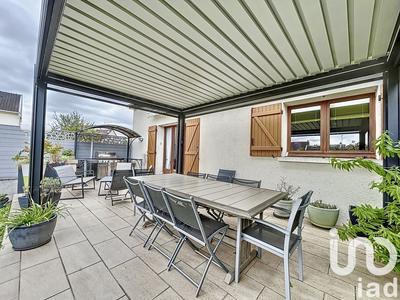 Maison - 200 m² - 7 pièces