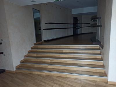 Local commercial - 168 m²