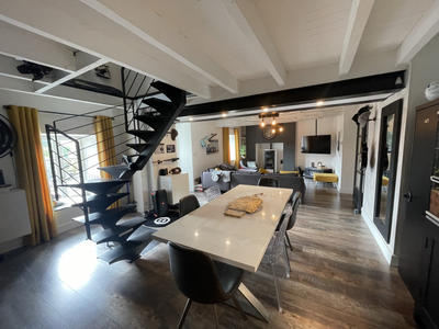 Longère - 193 m² - 8 pièces
