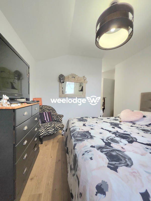 Maison - 94 m² - 4 pièces