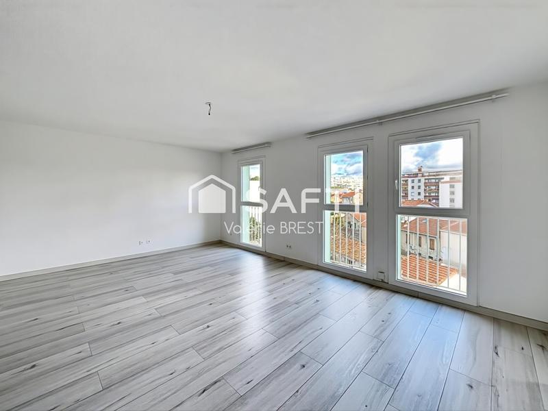 Appartement - 100 m² - 4 pièces