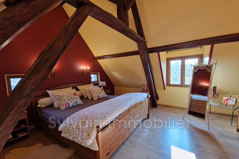 Maison - 169 m² - 8 pièces