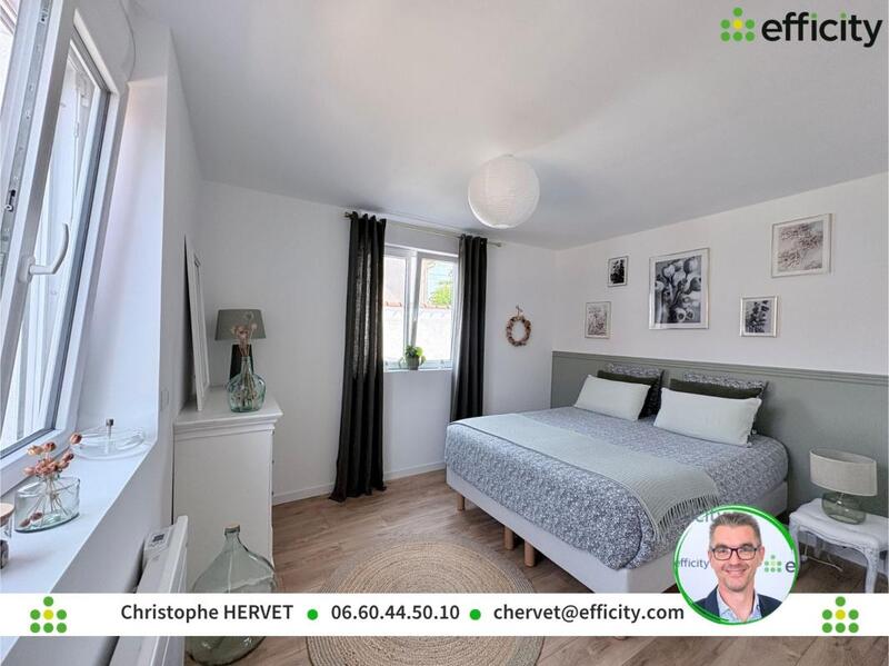 Maison - 247 m² - 8 pièces