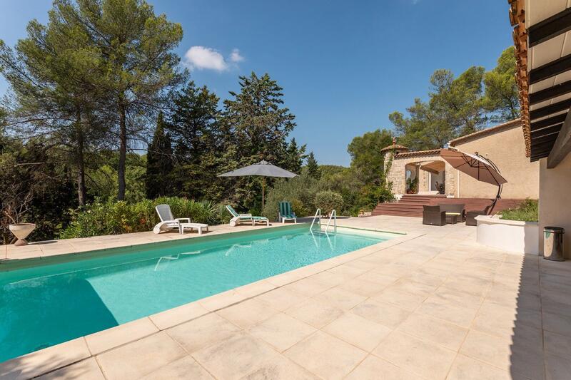 Villa - 215 m² - 7 pièces