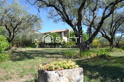 Maison - 292 m² - 9 pièces