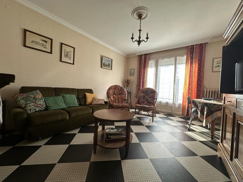 Maison - 118 m² - 6 pièces