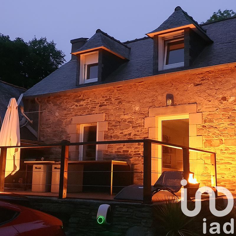 Maison - 486 m² - 17 pièces