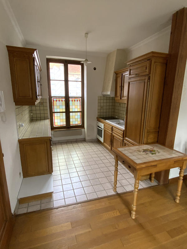 Appartement - 96 m² - 5 pièces