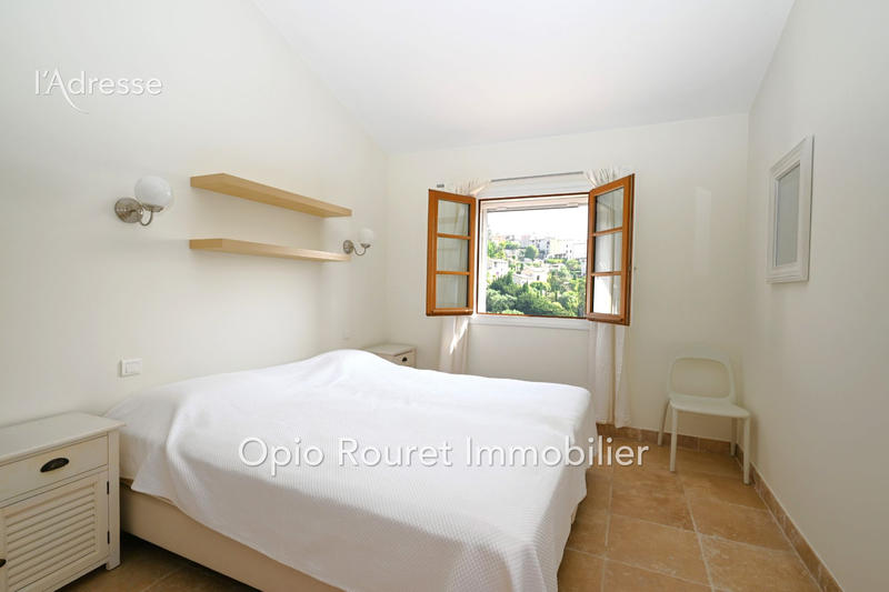 Maison - 195 m² - 7 pièces