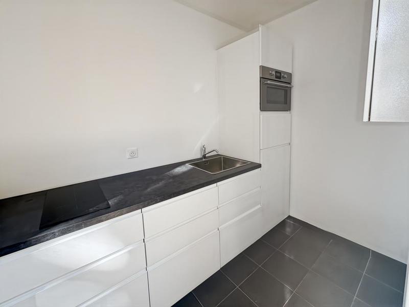 Studio - 30 m² - 1 pièce