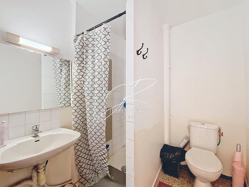 Maison - 170 m² - 8 pièces