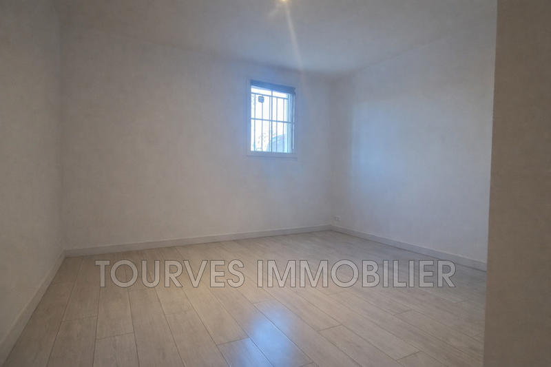 Maison - 215 m² - 6 pièces