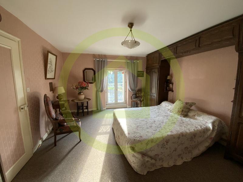 Maison - 130 m² - 8 pièces