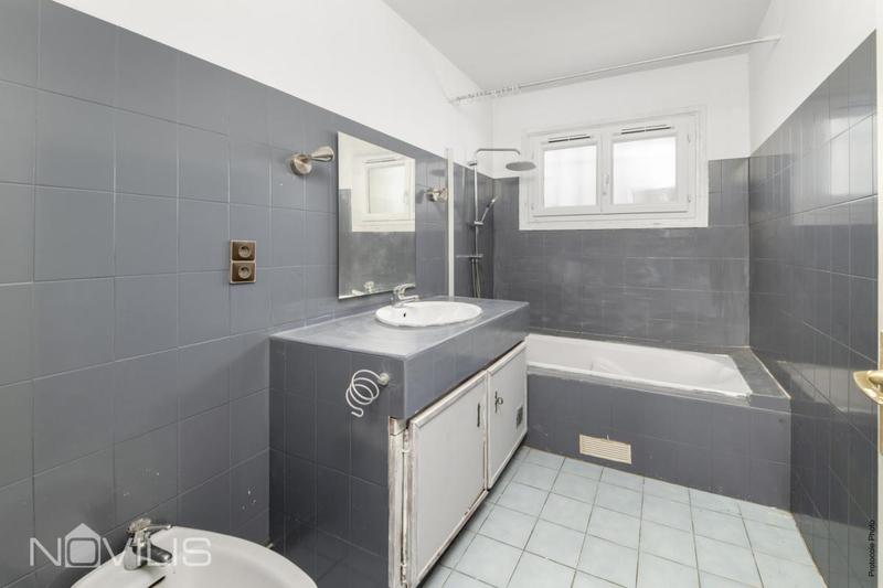 Maison - 104 m² - 4 pièces