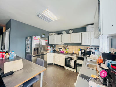 Maison - 122 m² - 5 pièces