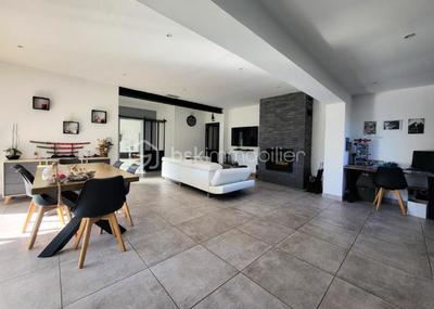 Villa - 119 m² - 4 pièces