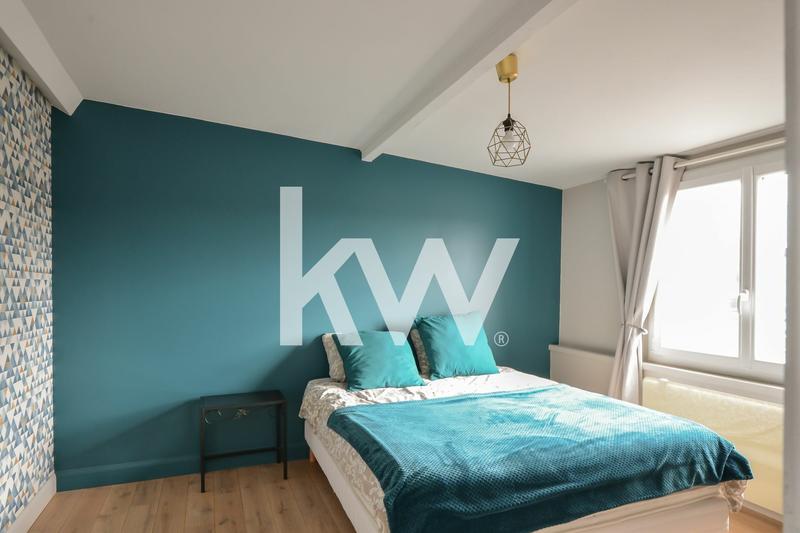 Appartement - 275 m² - 8 pièces