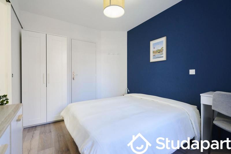 Chambre - 10 m² - 1 pièce