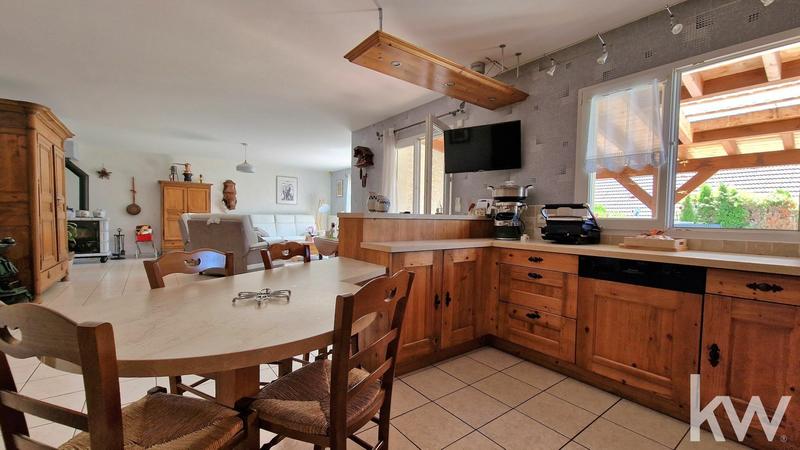 Maison - 189 m² - 8 pièces